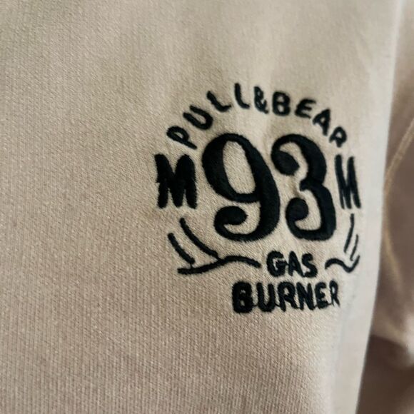 pull & bear cropped crewneck. peach putty color. gas burner front hit.size small - Picture 4 of 7